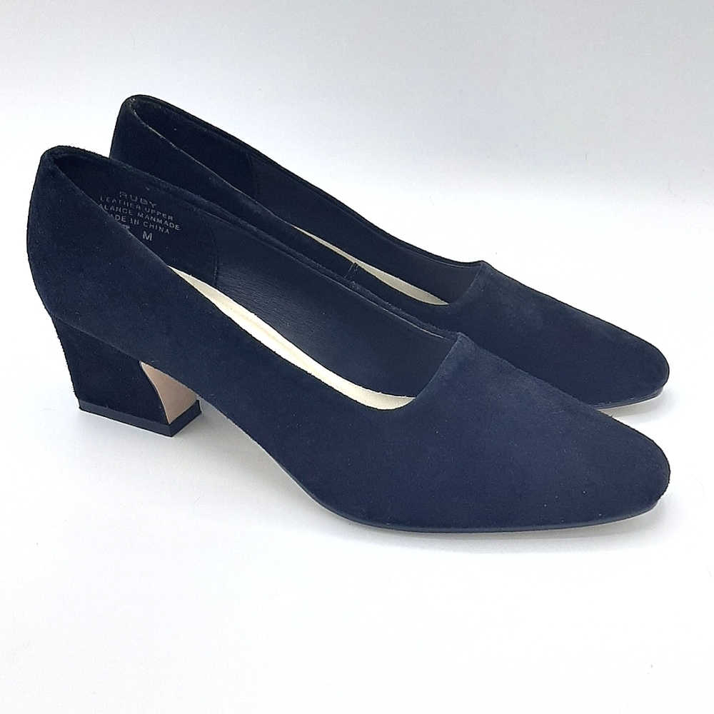 Victoria Spencer Ruby Black Suede Leather Pump. Size 7.